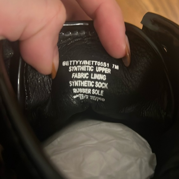 Steve Madden Women's Black Boots - Picture 3 of 5